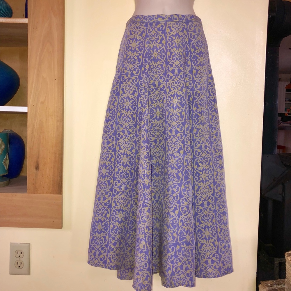 WHITE RICE rayon periwinkle side zip skirt